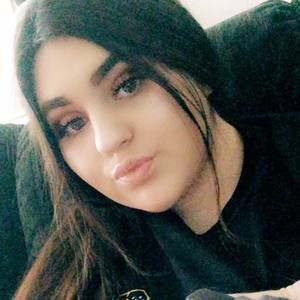 Meet your Posher, Ashlyn